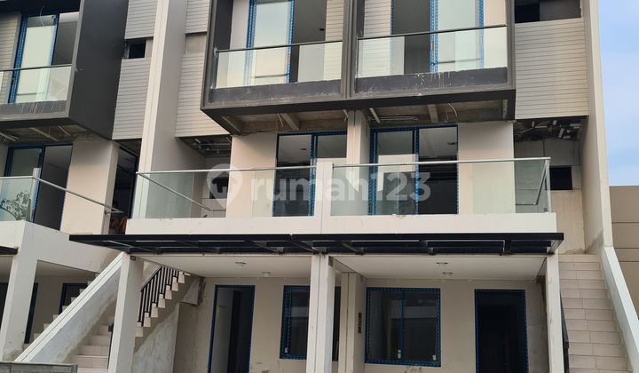 NEW! RUMAH PIK 3LANTAI MASIH ADA CICILAN DEVELOPER (CYNTHIA 0878xxxxxxxx