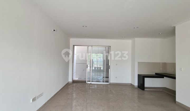 Rumah PIK2 Layout Lega Ukuran 90m2 2lantai (Cynthia 0878xxxxxxxx 2