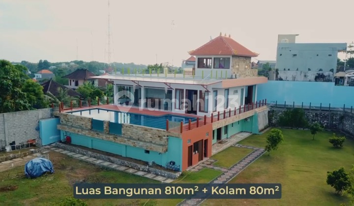 For Sale 5-Bedroom Villa with Spacious Yard in Kutuh PK