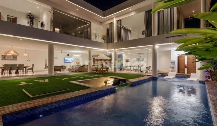 Siap Huni Villa Mewah 5 Kamar di Nusa Dua Dn