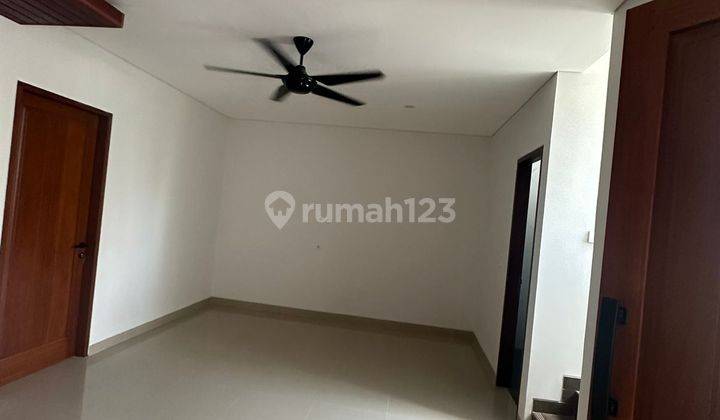 For Rent New 2 Storey Pet Friendly House In Denpasar Lc 2