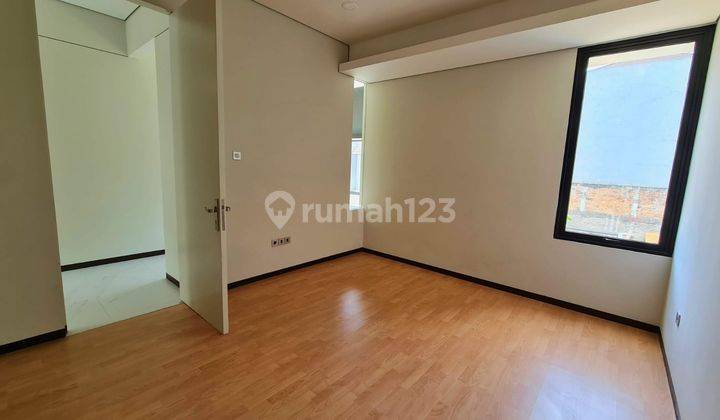 Dijual Rumah Modern Dan Kavling di Perumahan Elite Taman Anggrek  2