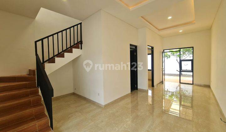 Dijual Turun Harga Rumah Baru 2 Lantai Modern di Kopo Permai 3 1