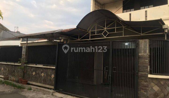 Di jual rumah di jalan Sukamenak 1