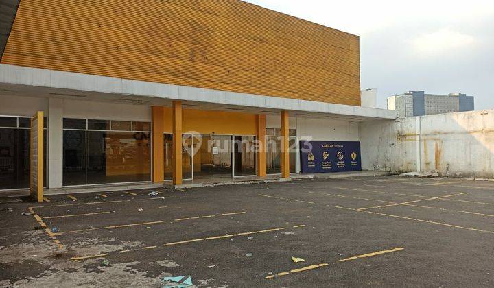 Disewakan gudang cocok untuk supermarket atau showroom di Soekarno Hatta 1