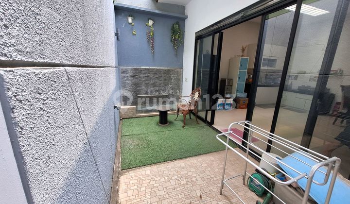 Jual Sewa Rumah Furnished di Lokacitra Kota Baru Parahyangan 2