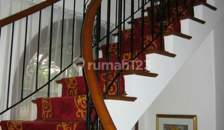 Rumah Dengan Tanah Luas Siap Huni Area Pejaten Jakarta Selatan 2