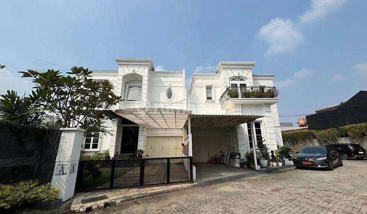 Rumah Di jual Area jagakarsa  Cantik Dan Bagus  siap Huni 2