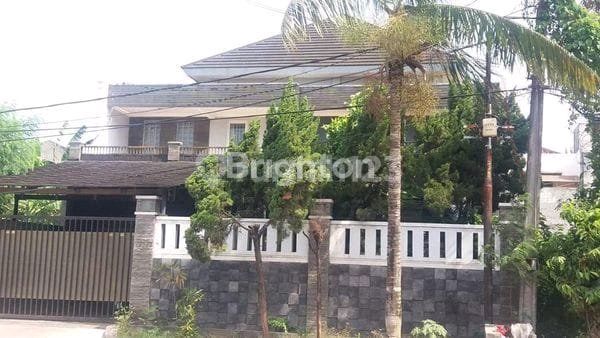 Rumah Secondary Area Bilymoon Siap Huni Jakarta Timur