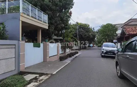 Rumah Lokasi Bagus, Rapi Dan Nyaman di Meruya, Jakarta Barat 1