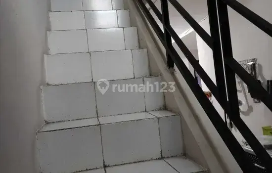 Rumah Kebon Jeruk Lokasi Strategis Dan Bebas Banjir di Jakarta Barat 2