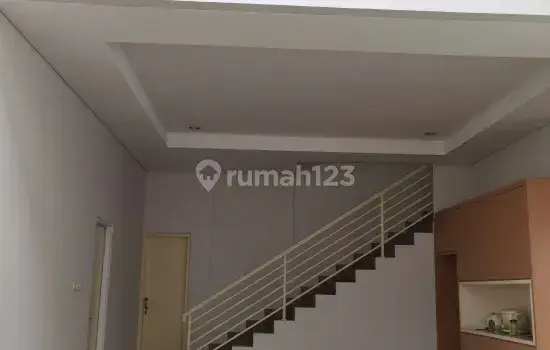 Rumah 2 Lt Siap Huni,rapi, Bersih, Ventilasi Bagus Joglo, Jakarta Barat 2