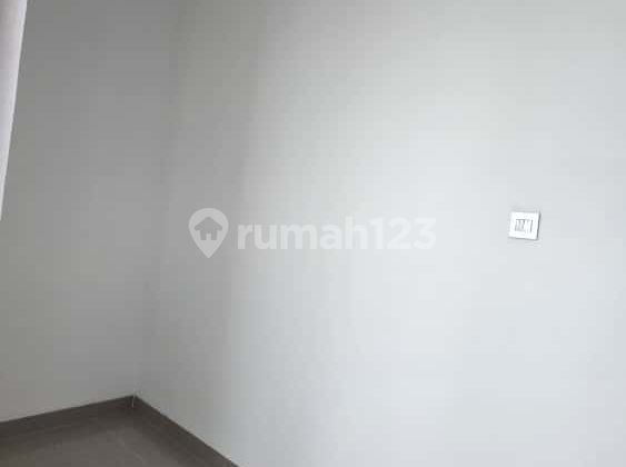 DIJUAL - Rumah Kavling DKI, Meruya Selatan   Lokasi strategis,  2