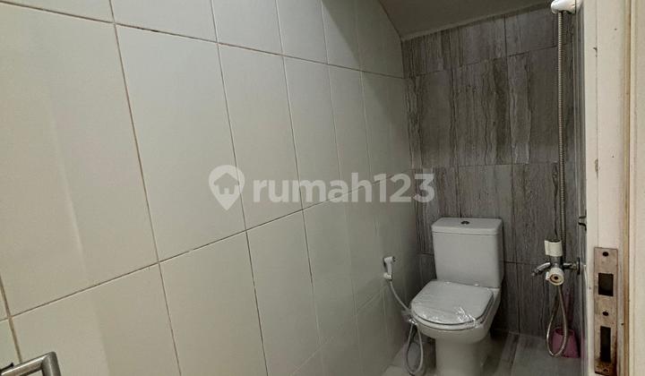 Dijual Cepat - Rumah Modern Minimalis Dalam Cluster 2