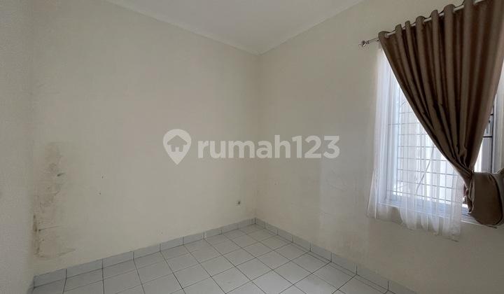 Quick Sale PRICE DROP The Icon Cosmo House Quick Sale PRICE DROP The Icon Cosmo House