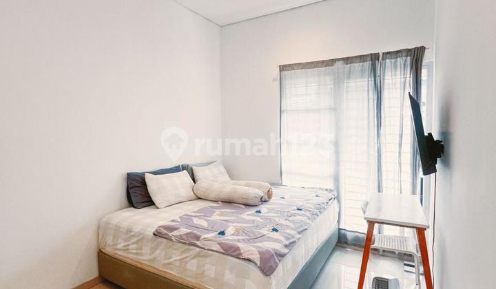 DIJUAL RUMAH CANTIK   SIAP HUNI di GRAHA RAYA   