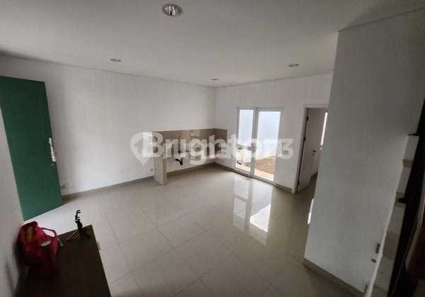 PRICE CUT SELLING AT A LOSS House In Savia BSD Cluster Back hook. 2