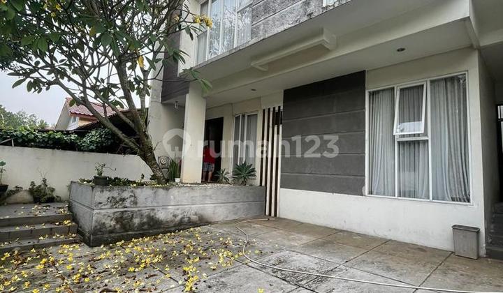 For Sale Ready-to-Occupy House located in Kencana Loka BSD City Furnished