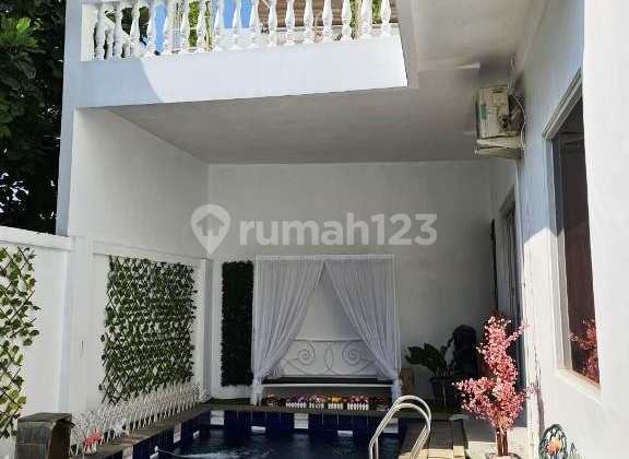 Rumah Cantik Dengan Private Pool di Citra Gran Cibubur