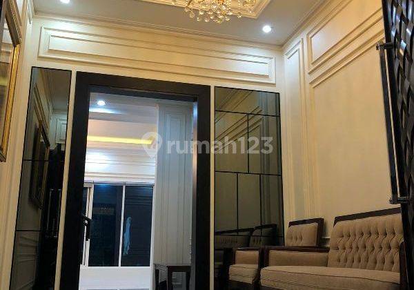 Rumah Mewah Lokasi Strategis Dekat Rumah Ibadah 1