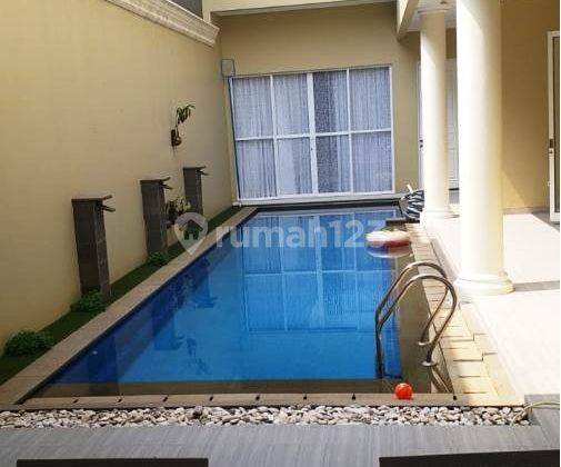 Rumah Mewah Classcik Citra Gran Cibubur Dengan Private Pool 2
