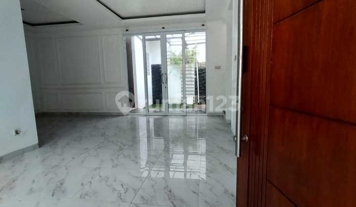 Ready-to-Occupy House with SHM Title at Citra Gran Nesampai Ready-to-Occupy House with SHM Title at Citra Gran Nesampai