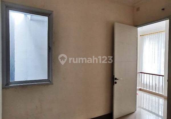 Jual Cepat Rumah Furnished 2lantai Citra Gran 2