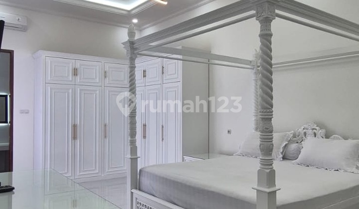 Luxury Furnished Newly Built House Located on Boulevard Citra Gran 2