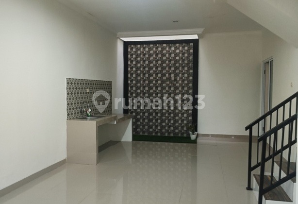 Sudah Renovasi Rumah 2Lantai Citra Gran Cibubur 1