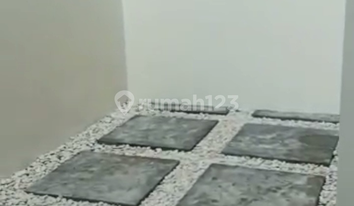 DISEWAKAN RUMAH BARU DI DALAM CLAUTER METLAND TRANSYOGI 19