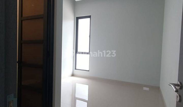 DIJUAL CEPAT RUMAH BARU 2,5LT DI CLUSTER TERDEPAN DIKOTAWISATA 2