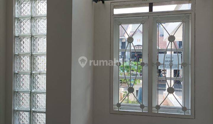 DISEWAKAN RUMAH LOKASI DEKAT DENGAN GERBANG TOL KOTAWISATA 2