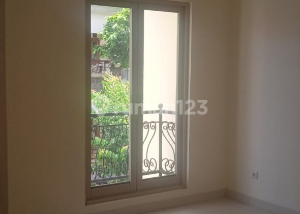 Rumah Murah Bersih Siaphuni Citra Grand Cibubur 2