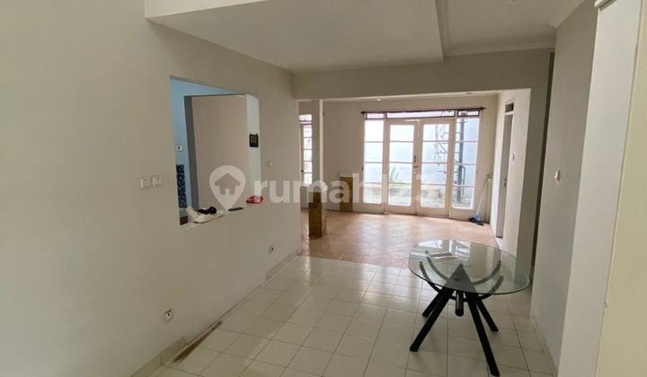 Disewakan Rumah Dekat Tol Kotawisata Cibubur 2