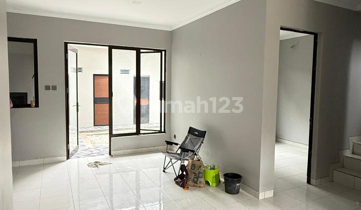 Disewakan Rumah Bagus Asri Bersih Siap Huni Bebas Banjir Legenda Wisata Cibubur 2