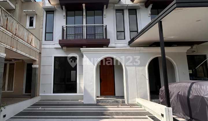 Classic 2-Storey House with SHM in Kotawisata Cibubur Cluster