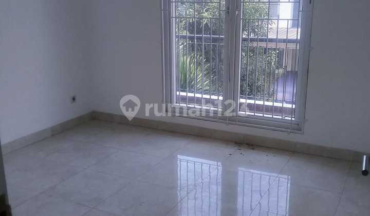 Rumah Asri Bebas Banjir Dekat LRT Harjamukti Raffles Cibubur 2