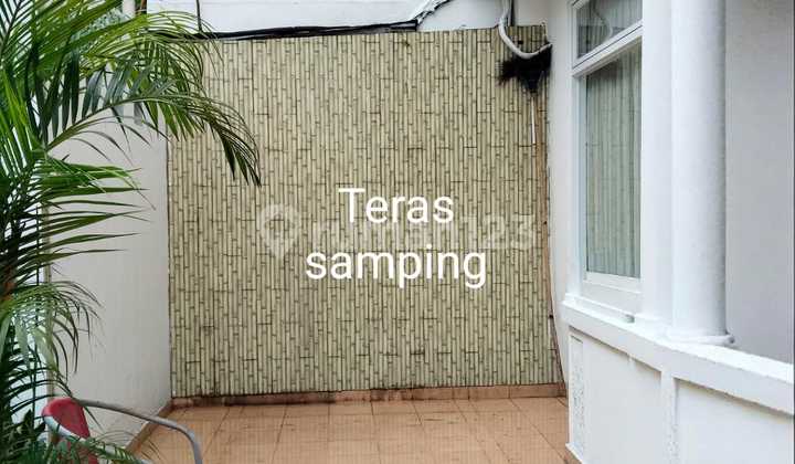 Rumah Hook Dalam Cluster Depan Dikotawisata Cibubur 2