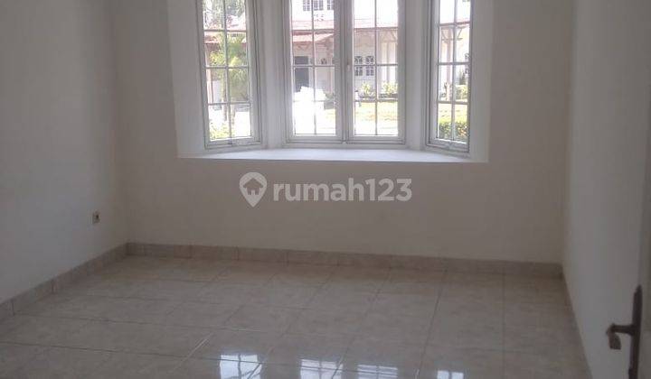 Dijual Runah Di Boulevard Kotawisata 2