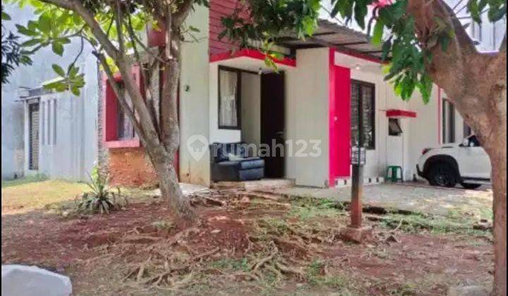 Disewakan Rumah Hoek Murah Rapih Siap Huni Dilegenda Wisata Cibubur 2