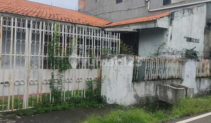 Dijual Cepat Rumah Lama Area Delman Asri Kebayoran Lama 2