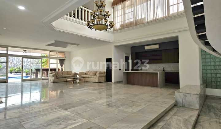 For Sale Fast House in the Green Hills Area with a Serene Environment