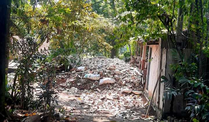 DiJual Cepat tanah terasering di Area Gunung Raya Dalam Cireundeu