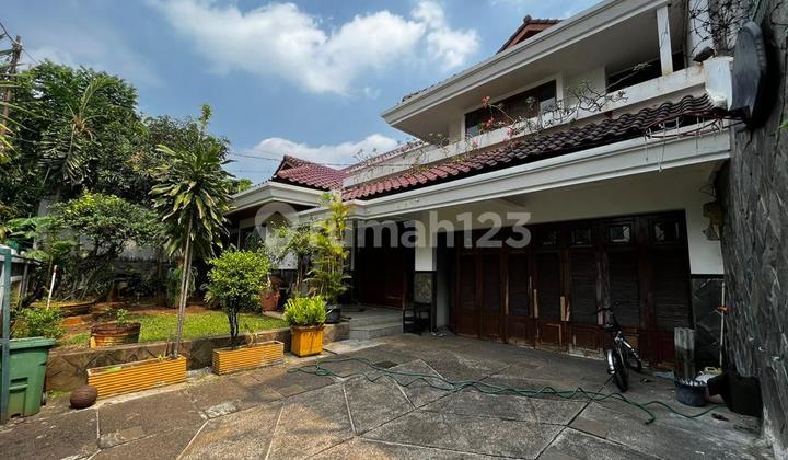 Dijual Cepat Rumah Area Patal Senayan 2