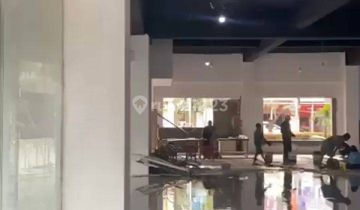 Dijual Gedung Ex Bloosom Lokasi Paskal Hyper Square Bandung 2