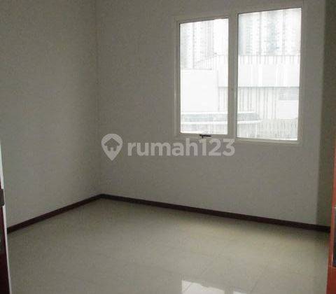 Disewakan Apartement Royal Mediterania Garden Jakarta Barat, 2br Plus Unfurnished 2