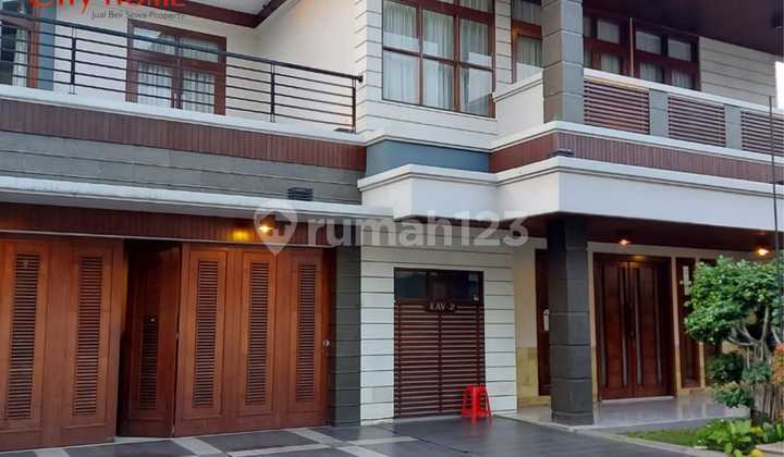 Dijual cepat Rumah Mewah Berlokasi Strategis di Jakarta Selatan, Luas 848 m, Jarang ada 2