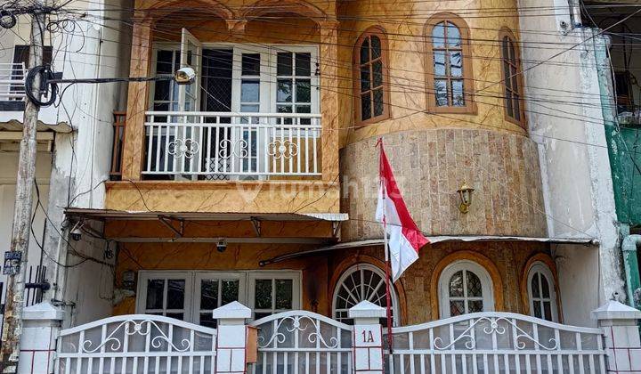 Rumah 5x11 siap huni strategis di Tanjung Duren(TD350) 1