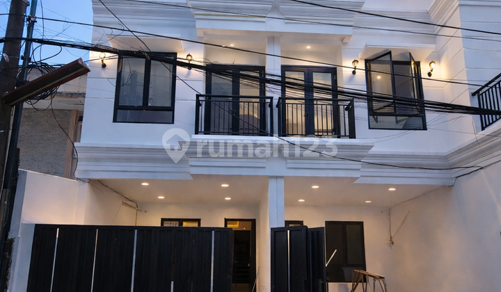 Rumah Baru Siap Huni 4X14.75 Strategis di Duri Kepa(Dk444)