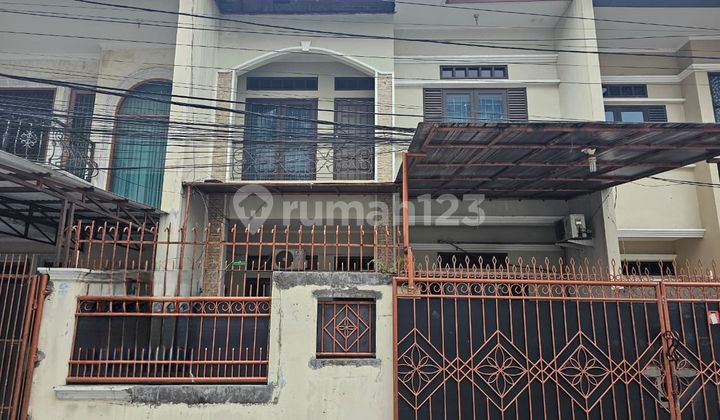 Rumah lingkungan komplek 7x17 di Duri Kepa(DK418) 2